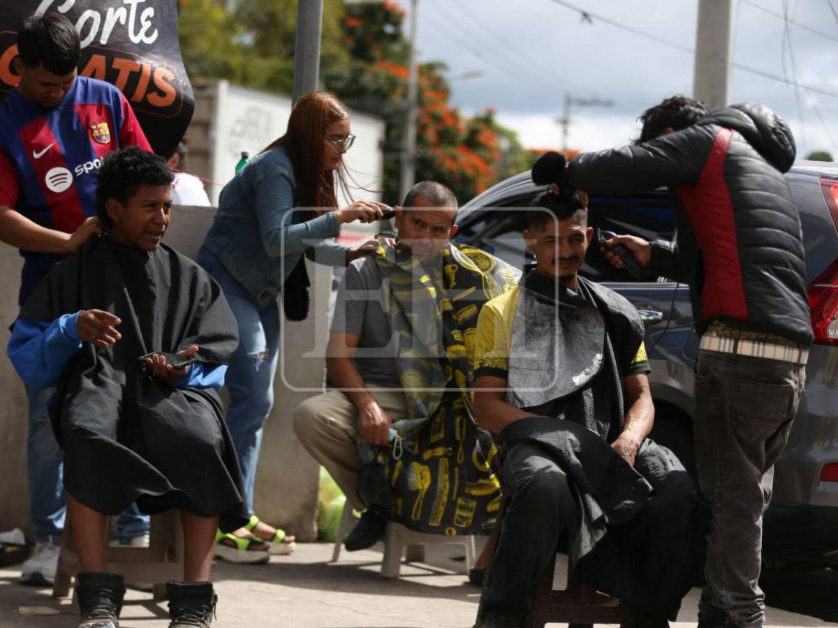 ¿Necesita un corte gratis? José Trejo ofrece sus servicios a pacientes del Hospital Escuela