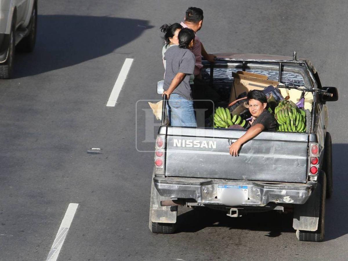 Congestión vial en salida al norte por masivo retorno a la capital tras Semana Santa