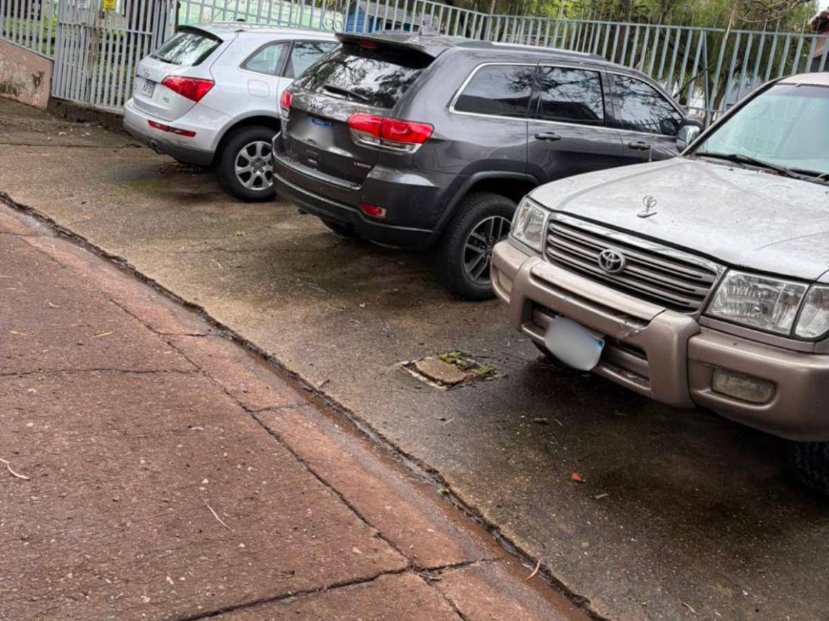 Tomó el carro de su vecino: detalles de mujer que chocó 13 carros y terminó en el Mario Mendoza