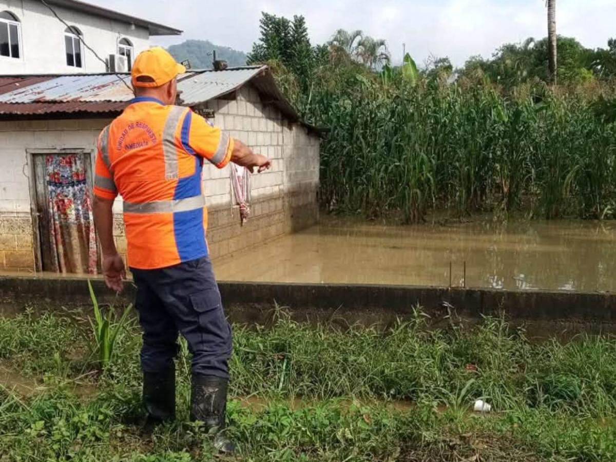 Lluvias dejan inundaciones y personas damnificadas en Santa Cruz de Yojoa