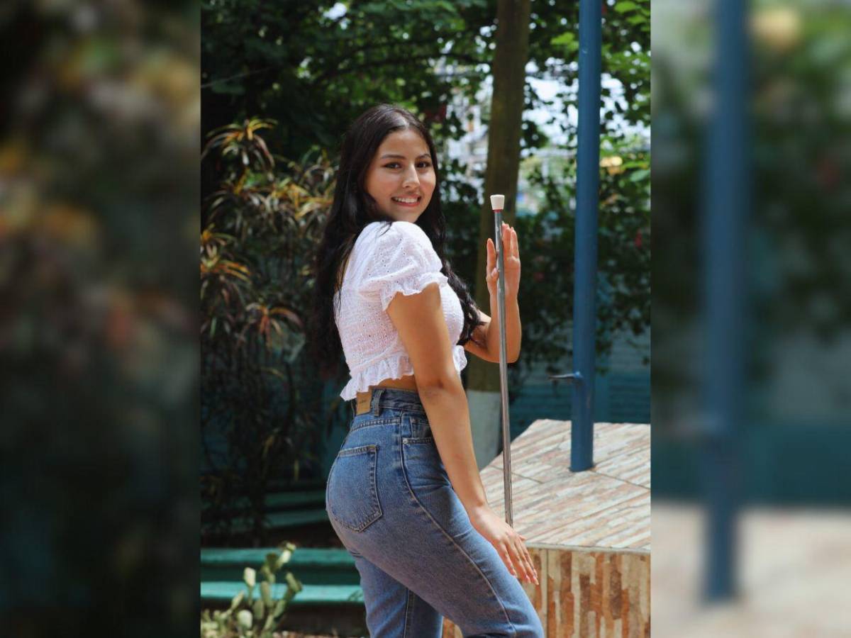 Con talento y encanto, palillonas del Milla Selva listas para deslumbrar en desfiles patrios