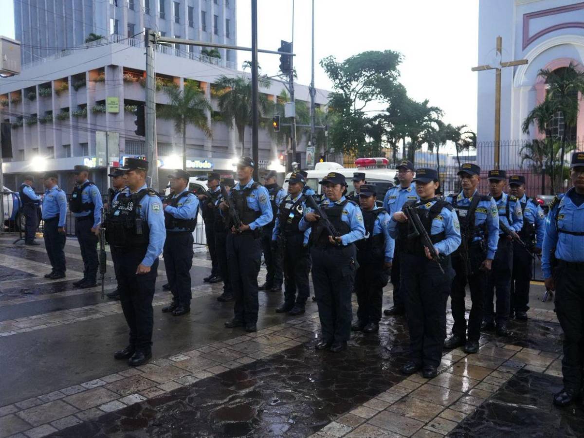 Operativo “Mercados Seguros” se lleva a cabo en 95 plazas comerciales a nivel nacional