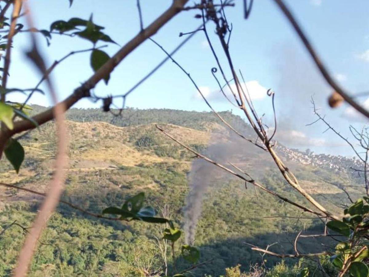 Así quedó el helicóptero que tuvo aterrizaje accidentado en la Cerro Grande