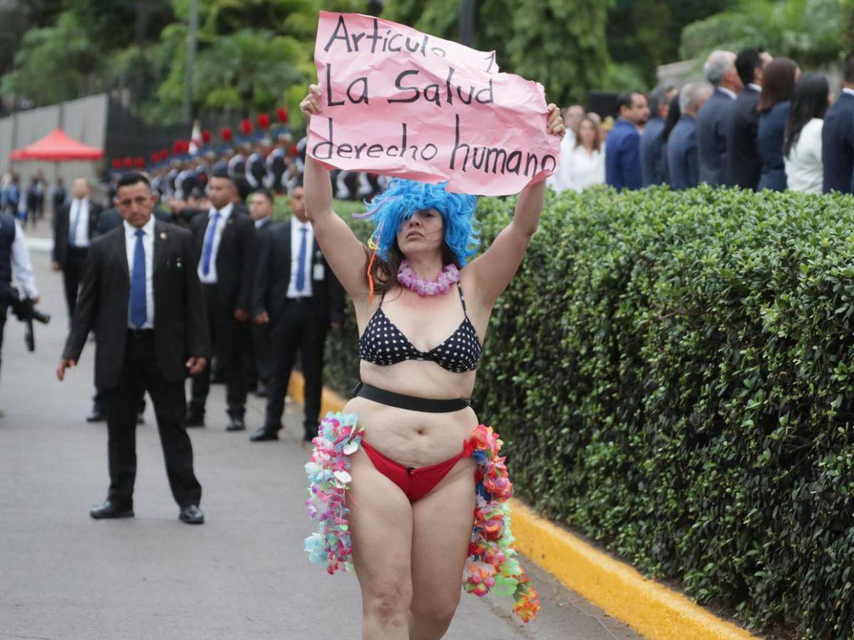 “Presidente, lo amo”: Inéditas fotos del retiro de Floridalia durante el discurso de Asfura