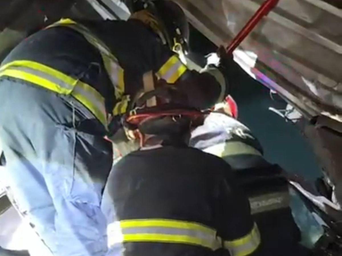 Dos muertos y un casa destruida: escenas de la destrucción que dejó un camión en Taulabé