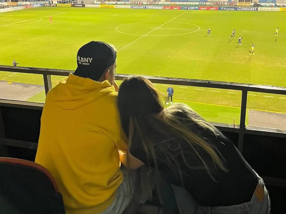 Auzmendi comparte imagen de su hija con Cecilia García, hondureña que reveló cómo se conocieron