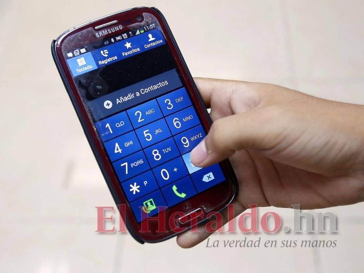 Alrededor del 80% de hondureños usan la telefonía celular