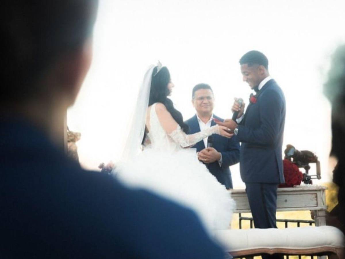 “Choco” Lozano se casa con modelo hondureña en República Dominicana