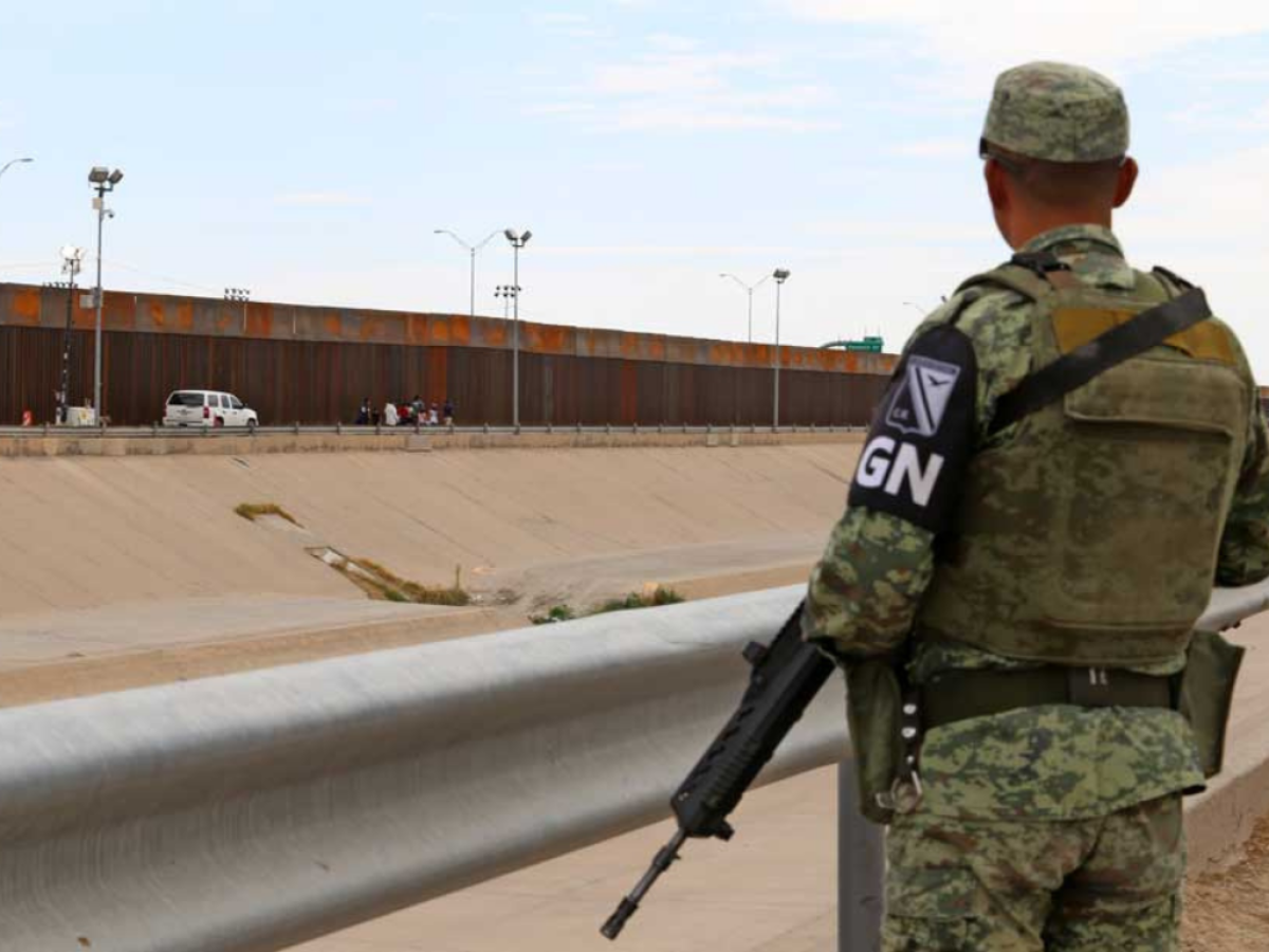 Maestra hondureña muere al caer del muro fronterizo en El Paso