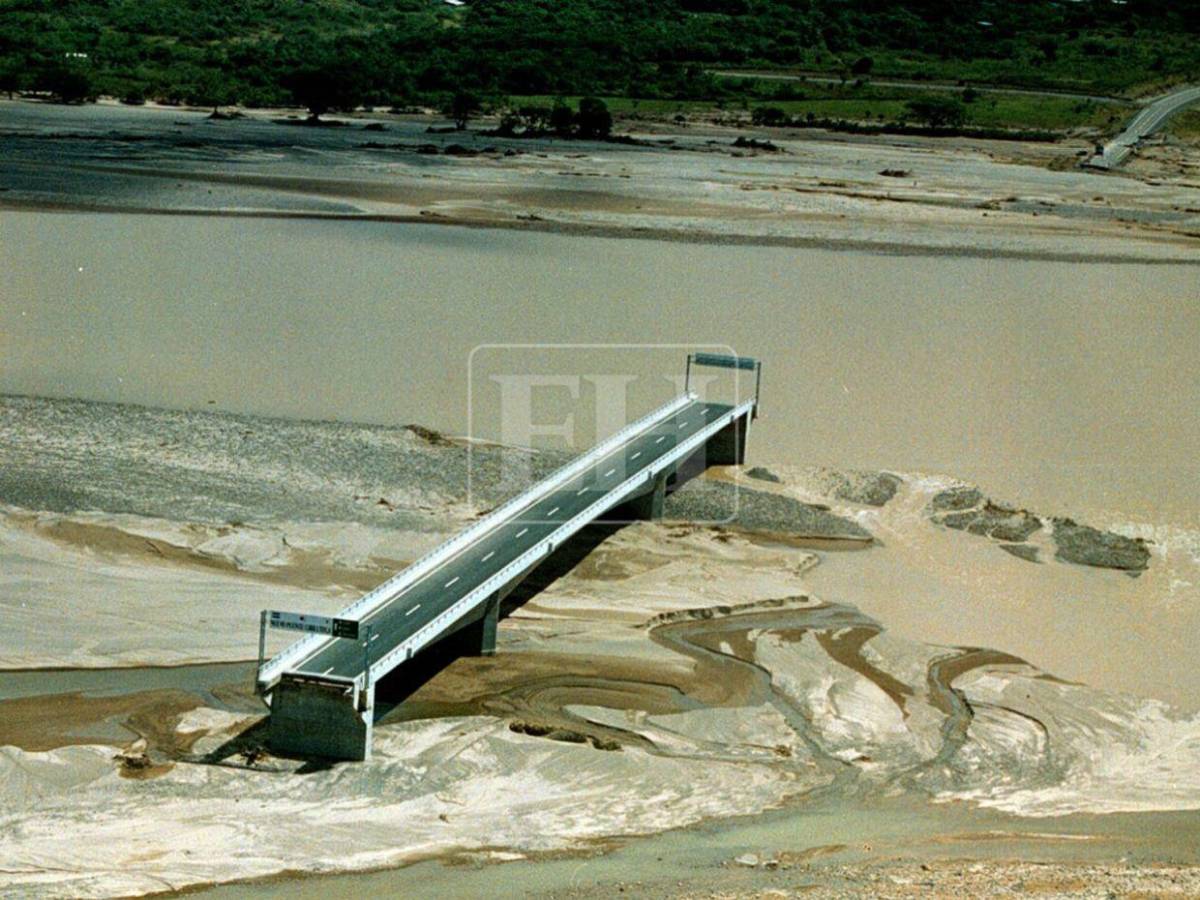 Así quedó Honduras tras el huracán Mitch: inéditas fotos de los desastres 28 años después