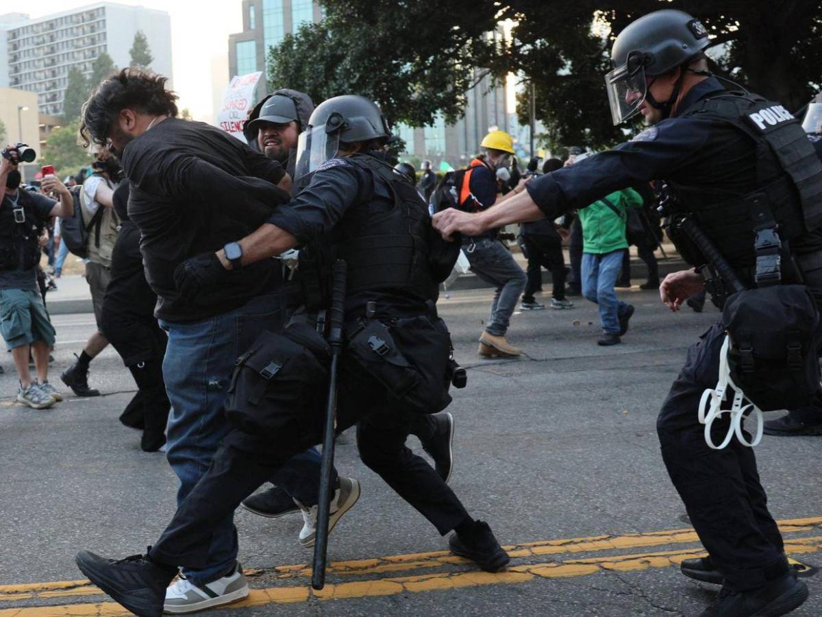 ¿Qué es la Ley de Insurrección que Trump quiere invocar en Los Ángeles por protestas?