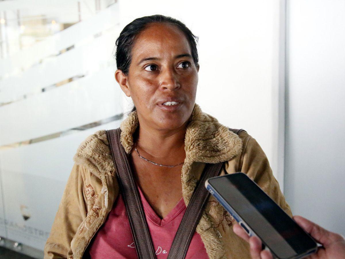 “Me dijeron que tenía que hacer un arreglo de pago y yo les dije que no podía pagar eso, que tengo dos niños especiales y no puedo pagar esa cantidad. Dijeron que iban a mandar a revisar el medidor”, dijo Reyes.