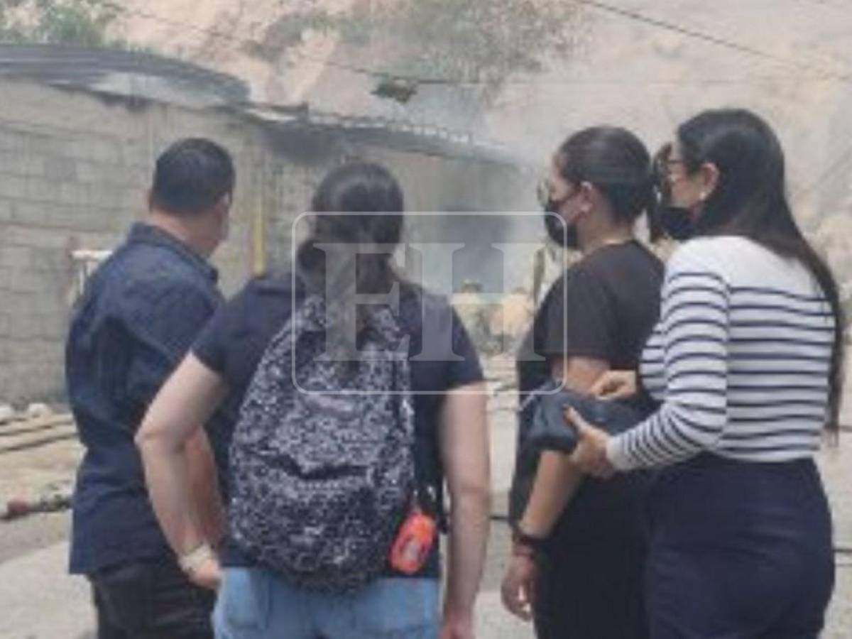 Familiares de Karen Girón, desaparecida en derrumbe del anillo periférico, se aferran a un milagro