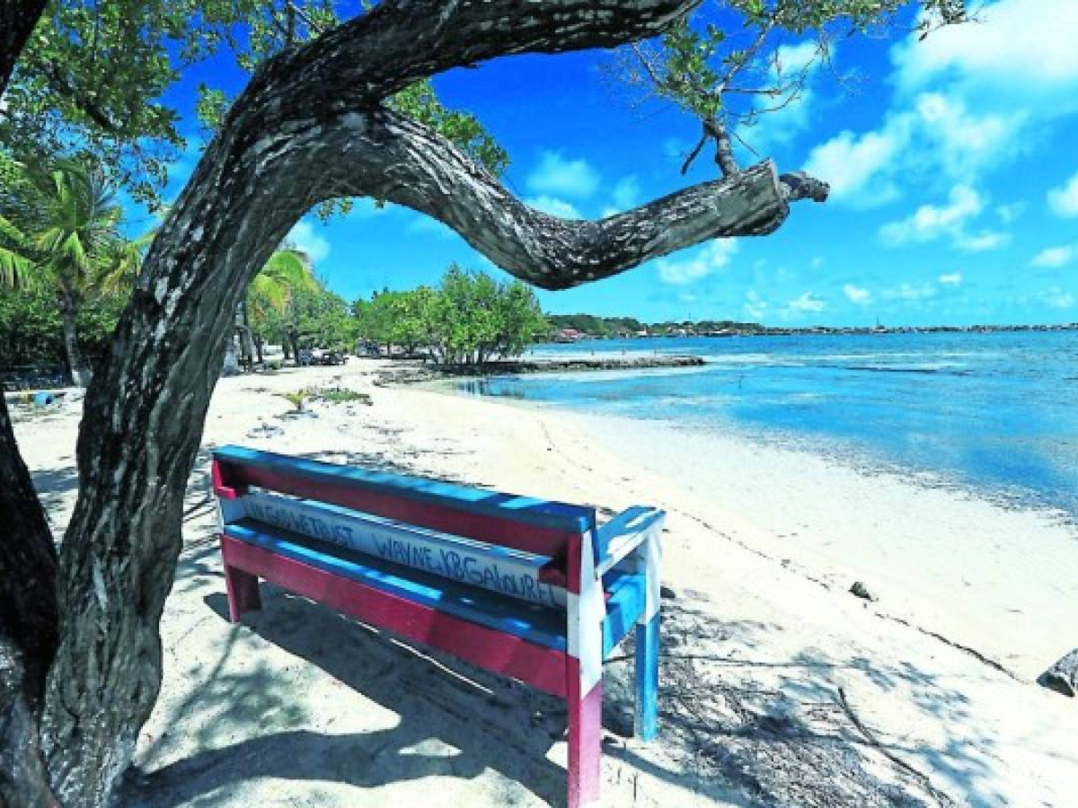 Esta isla ofrece lugares de descanso perfecto para los visitantes que quiere relajarse con vistas espectaculares.