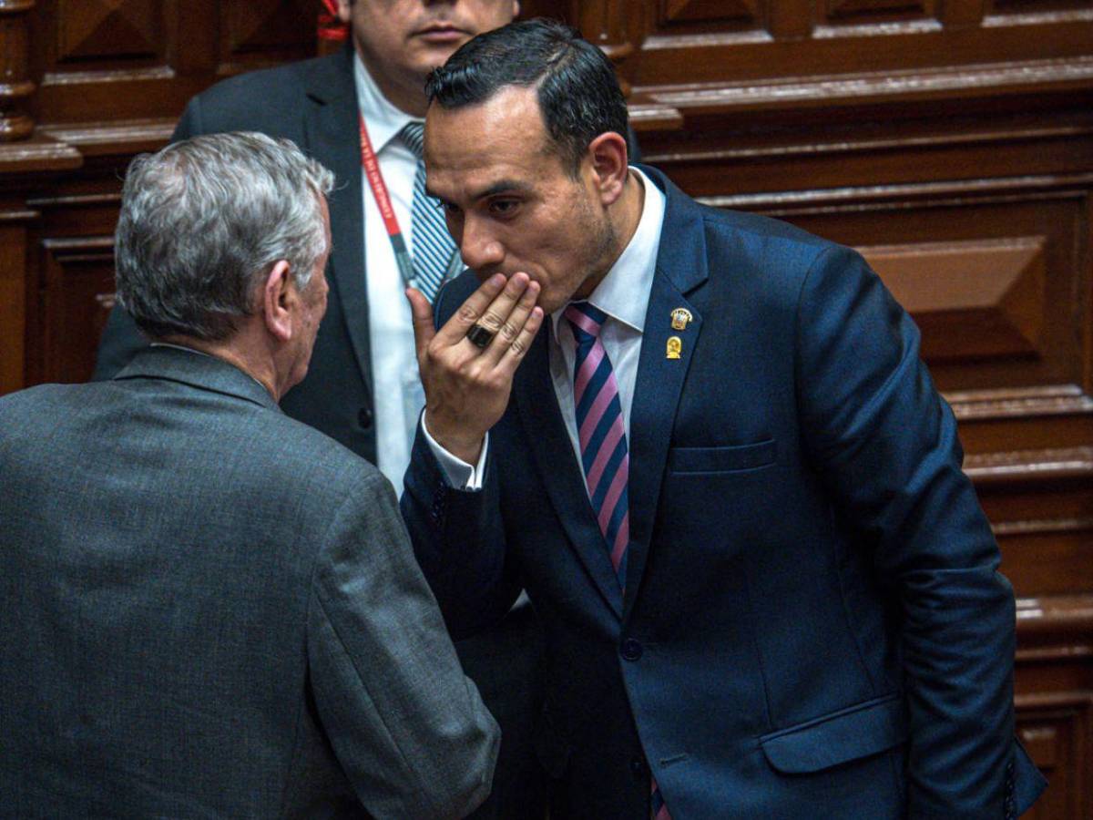 Denuncias por agresión y corrupción: ¿Quién es José Jerí, el presidente interino de Perú?