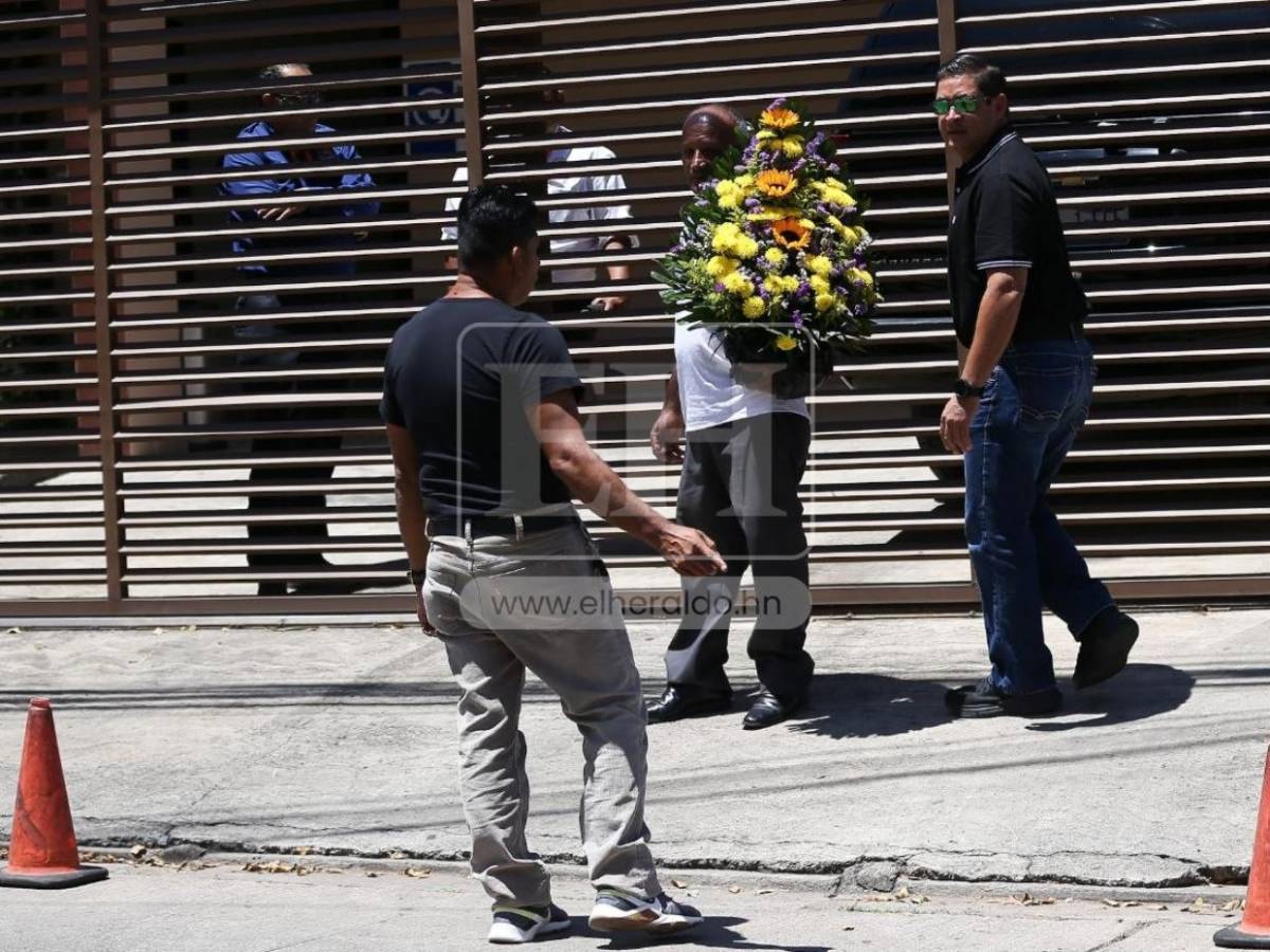 Así se vive el doloroso velorio de víctimas en Quimistán, Santa Barbará