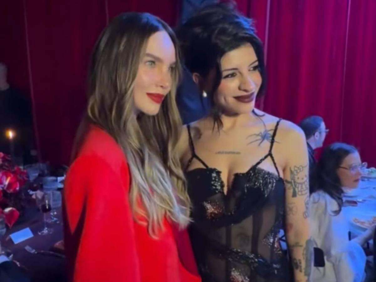 ¡Por fin se conocieron!: Cazzu y Belinda sorprenden al posar juntas en evento en México