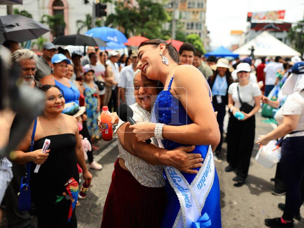 “Mujer más linda de Honduras”: así lucieron La Bicha Catracha y Pati Burgos en los desfiles patrios