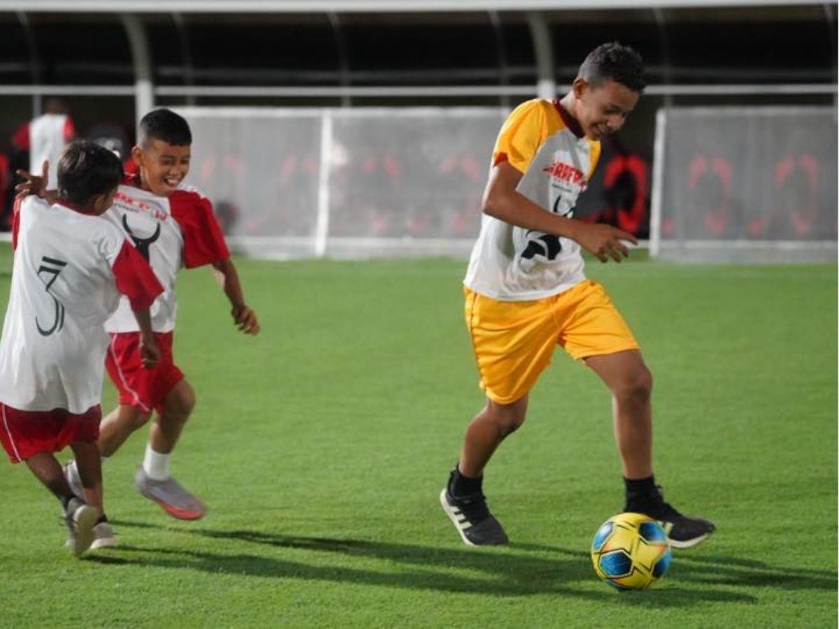 Así quedó el estadio Juan Ramón Brevé de Juticalpa luego de las remodelaciones