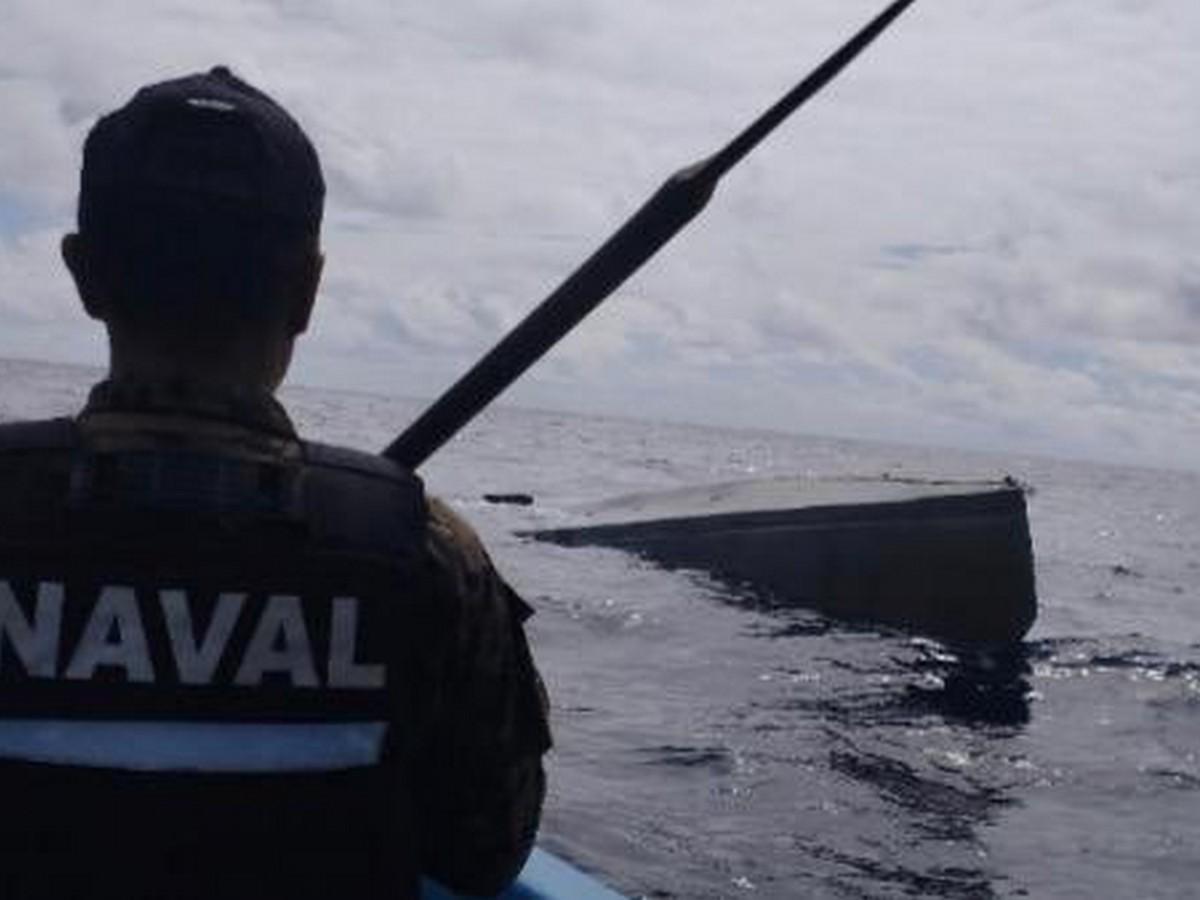 Fuerza Naval de El Salvador decomisa cocaína valorada en 77 millones de dólares