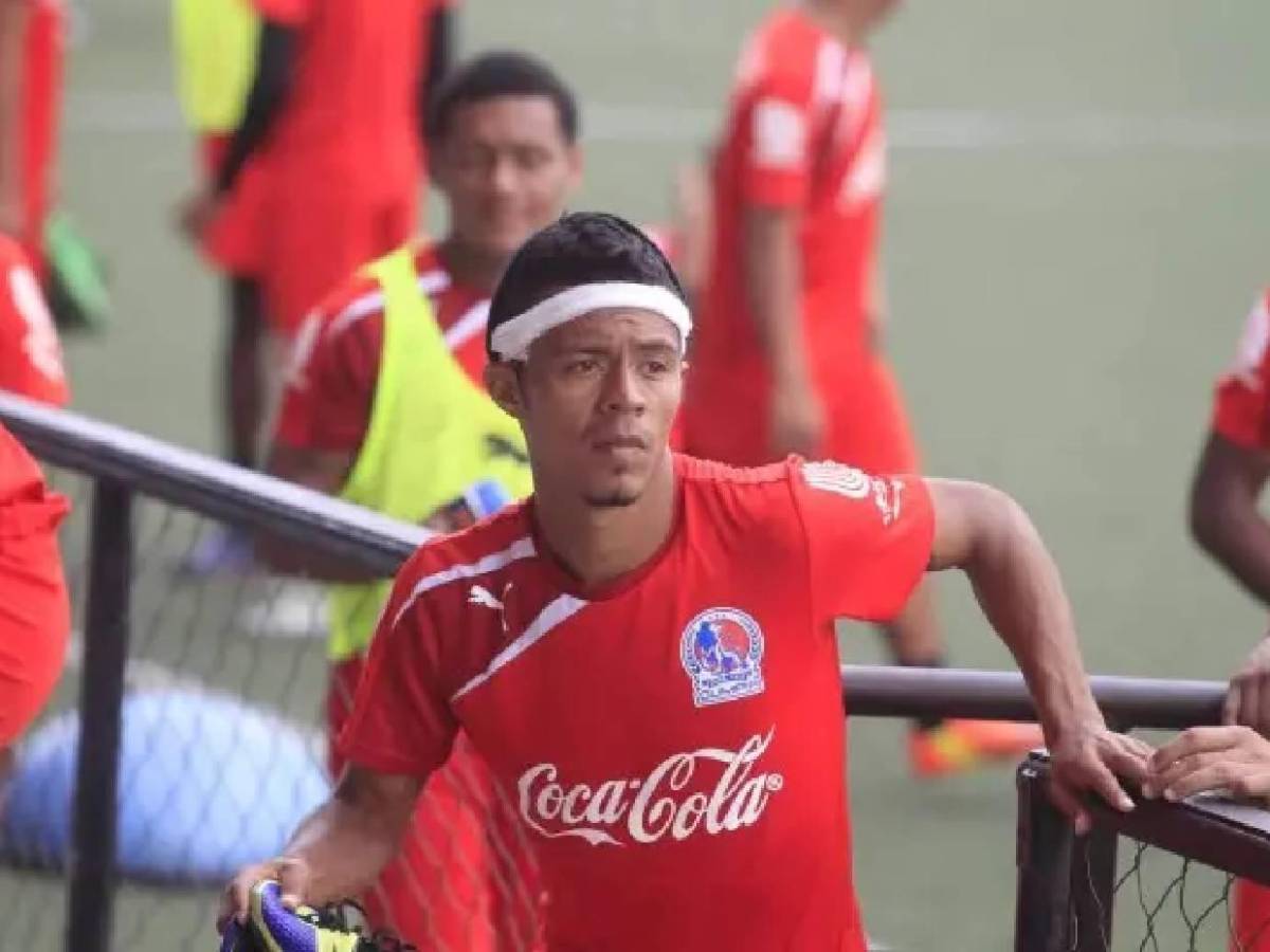 Preso en EE UU, brilló con Olimpia y esta es su nueva vida: ¿Qué fue de Bayron Méndez?