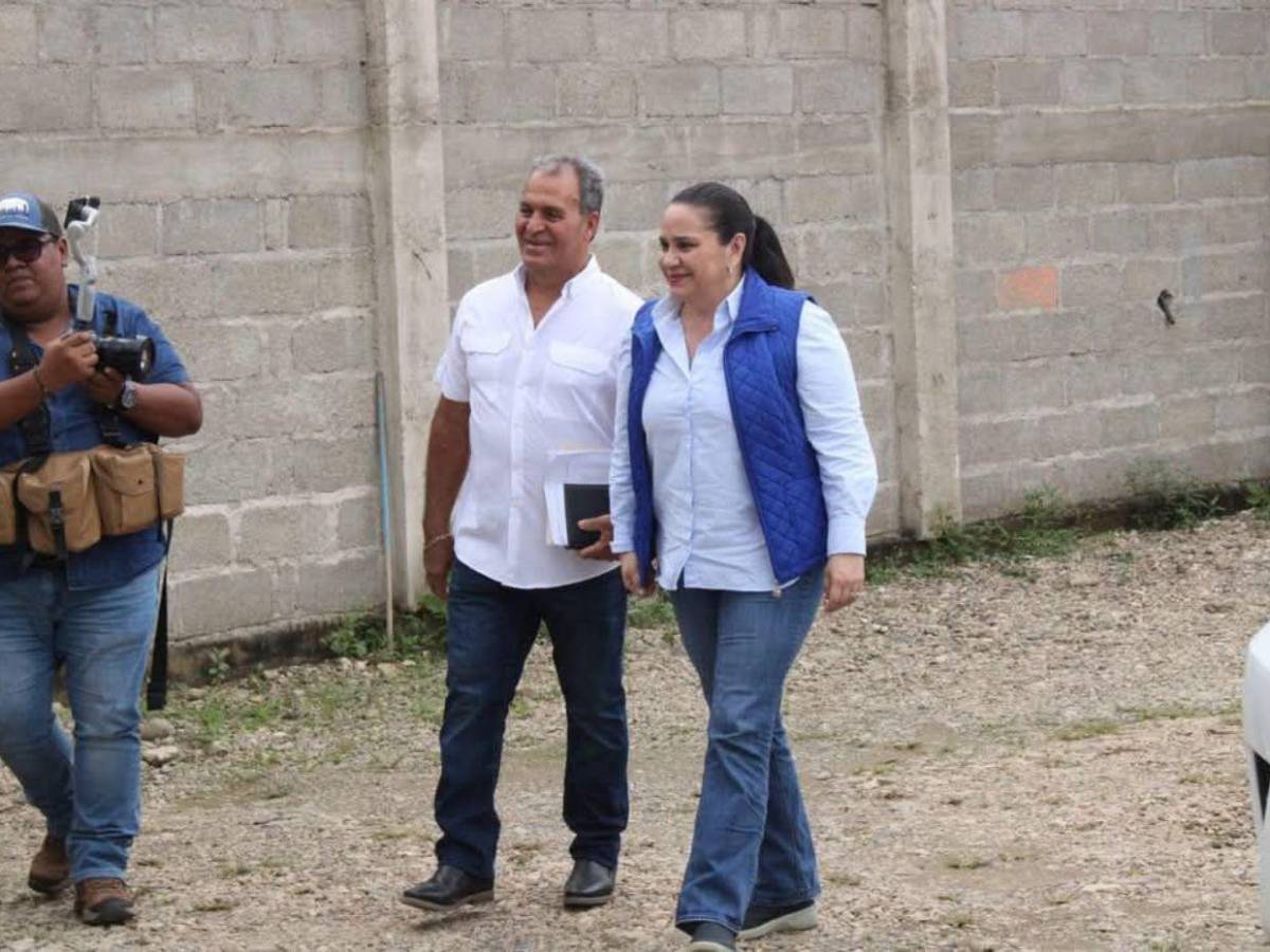 Precandidatos presidenciales continúan sus campañas en busca de votos