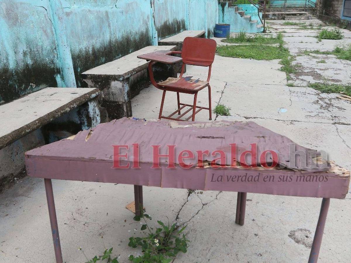 Infraestructura de escuelas sufre daños por las lluvias en la capital