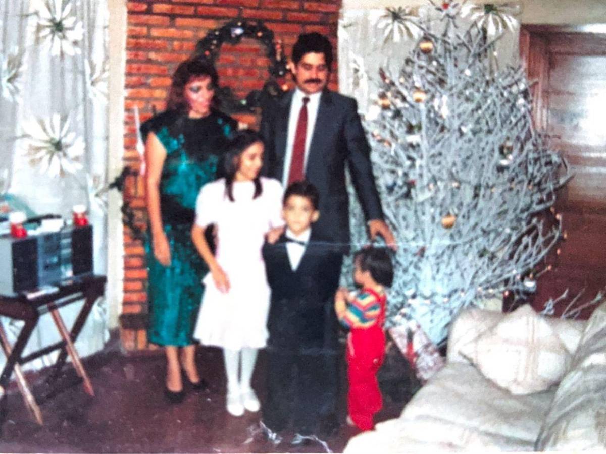 50 años de casados entre 'Mel' Zelaya y Xiomara Castro: así se enamoró ella y dónde le pidieron su mano