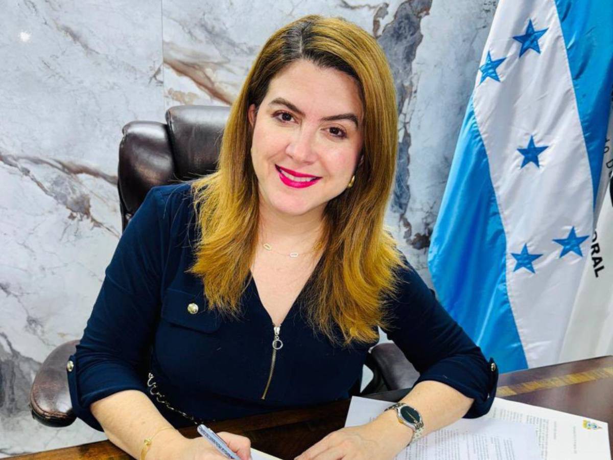 Octavio Pineda revela el vínculo que tiene con Nasry Asfura y Cossette López