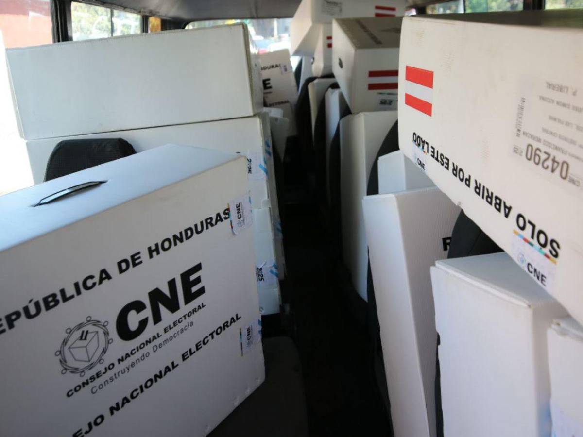 Las razones por las que la presidenta aprobó decreto que obliga al CNE a hacer recuento de votos