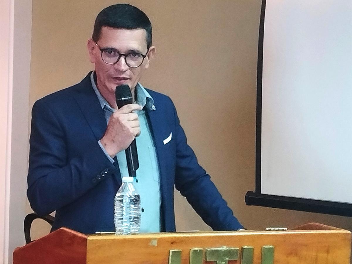 El director ejecutivo del IHSS, doctor Gastar Rodríguez.