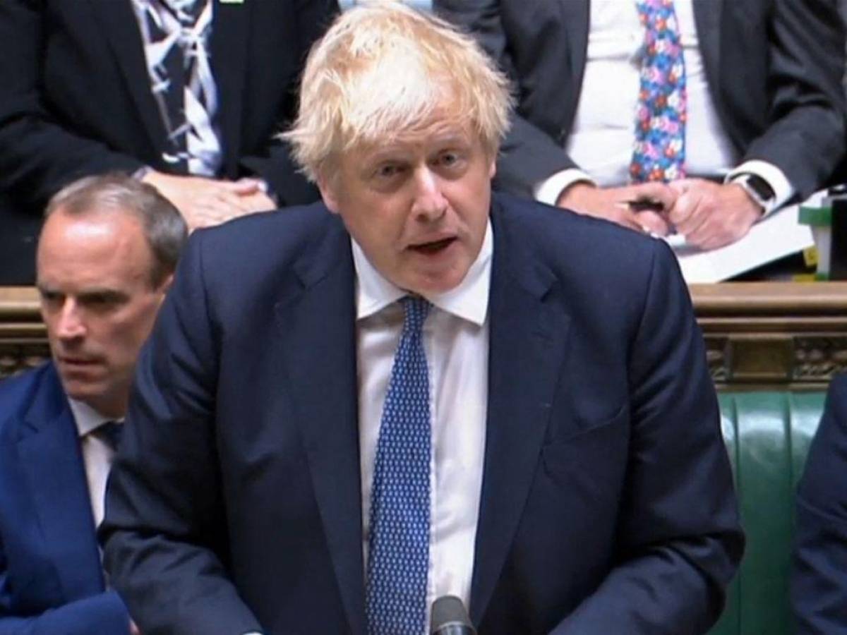 Boris Johnson asume “plena responsabilidad” y reitera sus disculpas por el “partygate”