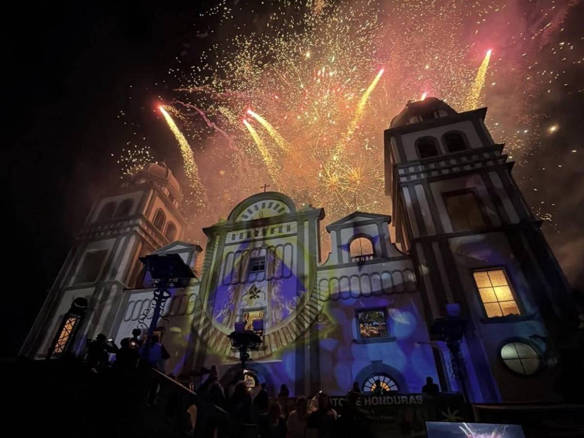 Luz, fe y color: Basílica de Suyapa brilló por aniversario del hallazgo de la Virgen
