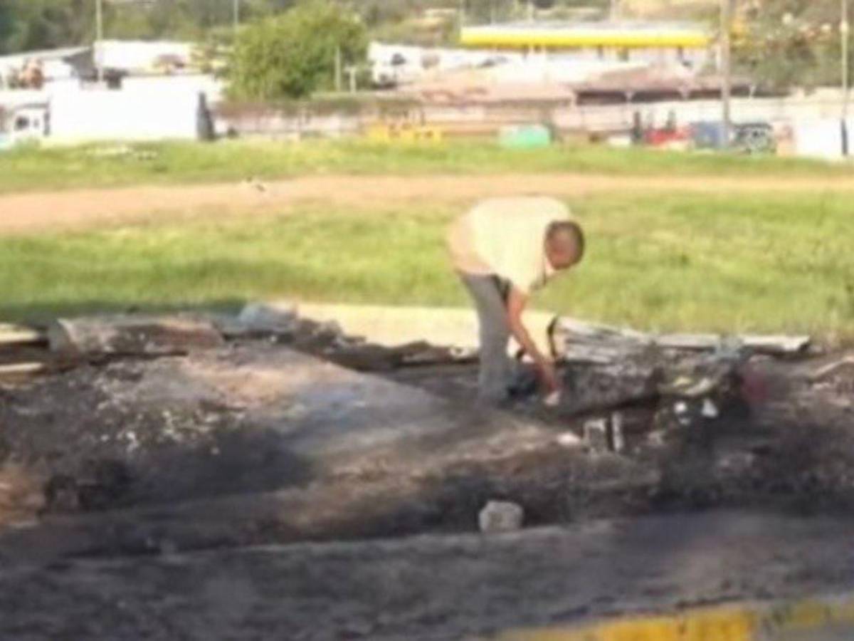 “Le metieron fuego: incendio arrasa con 15 negocios en la Nueva Suyapa, Tegucigalpa