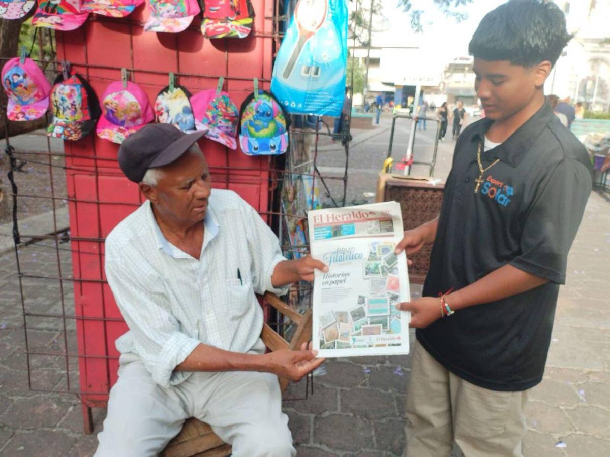 Lectores de EL HERALDO reconocen aporte a la educación de Álbum Filatélico