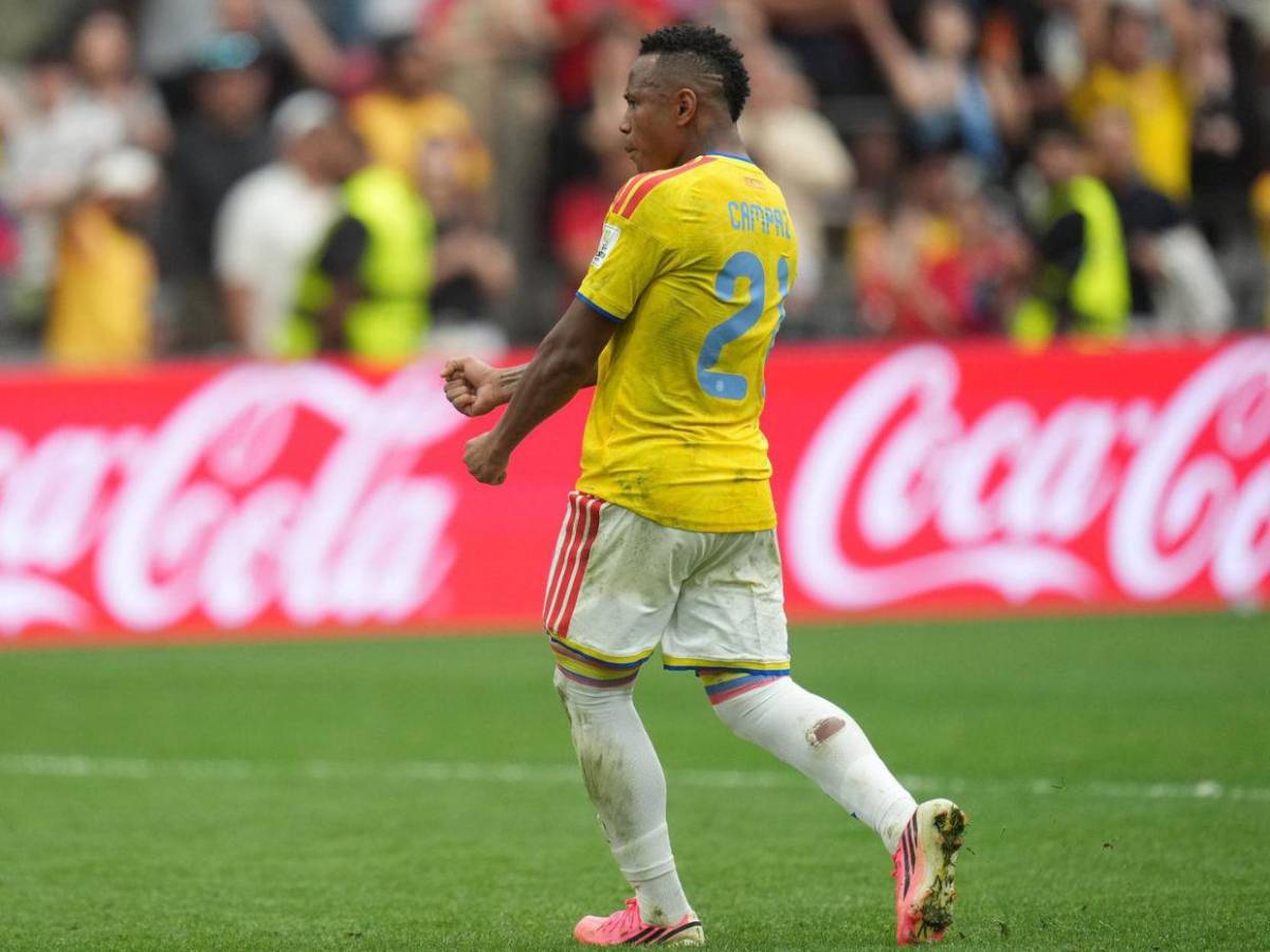 Futbolista no pudo regresar a su país tras fallar acción en el Mundial y recibir amenazas a muerte