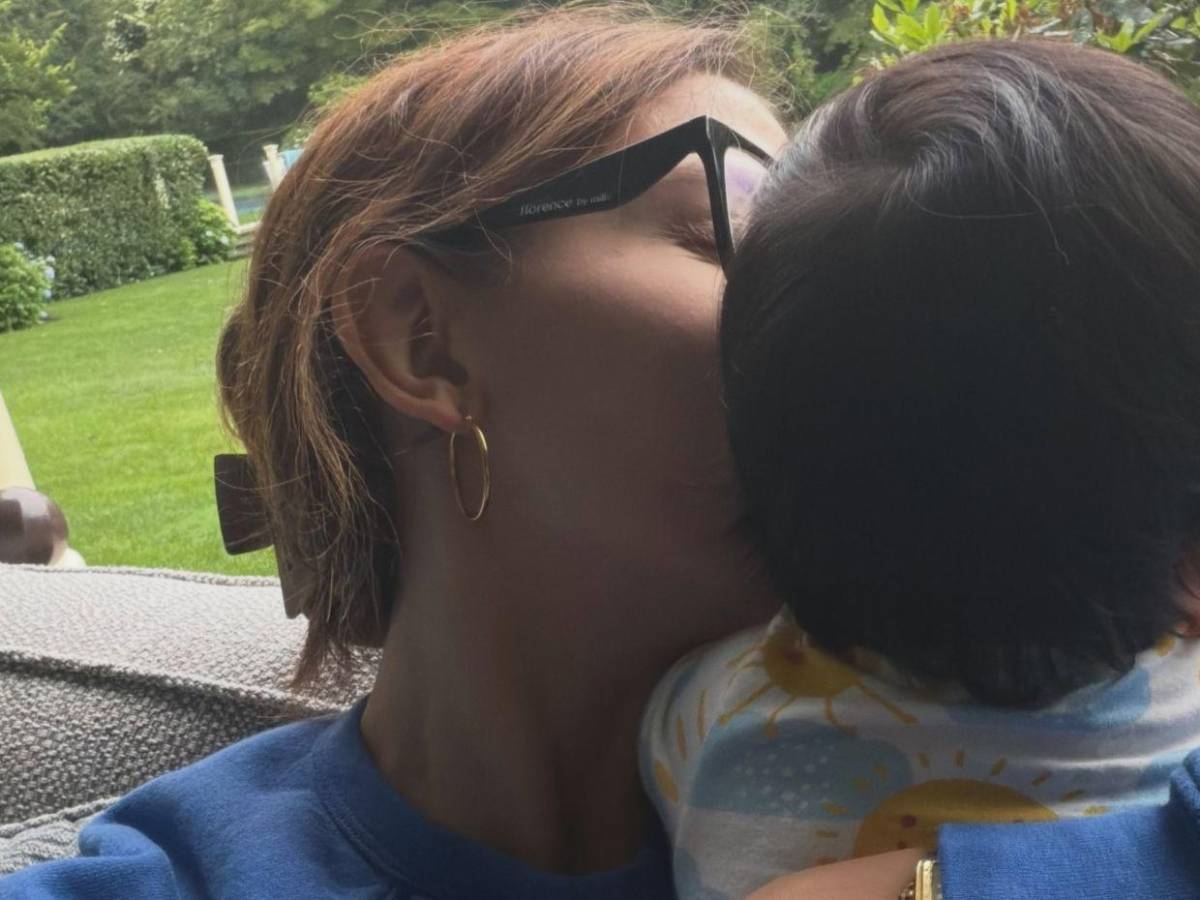 Millie Bobby Brown habla sobre cómo fue la experiencia de adoptar a su hija