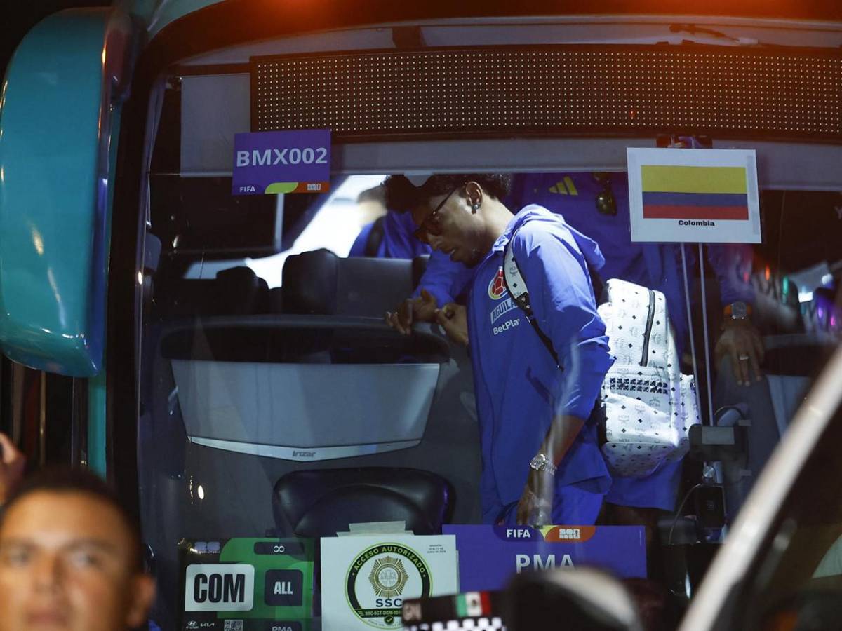 Locura total, así recibieron colombianos a su selección en Ciudad de México