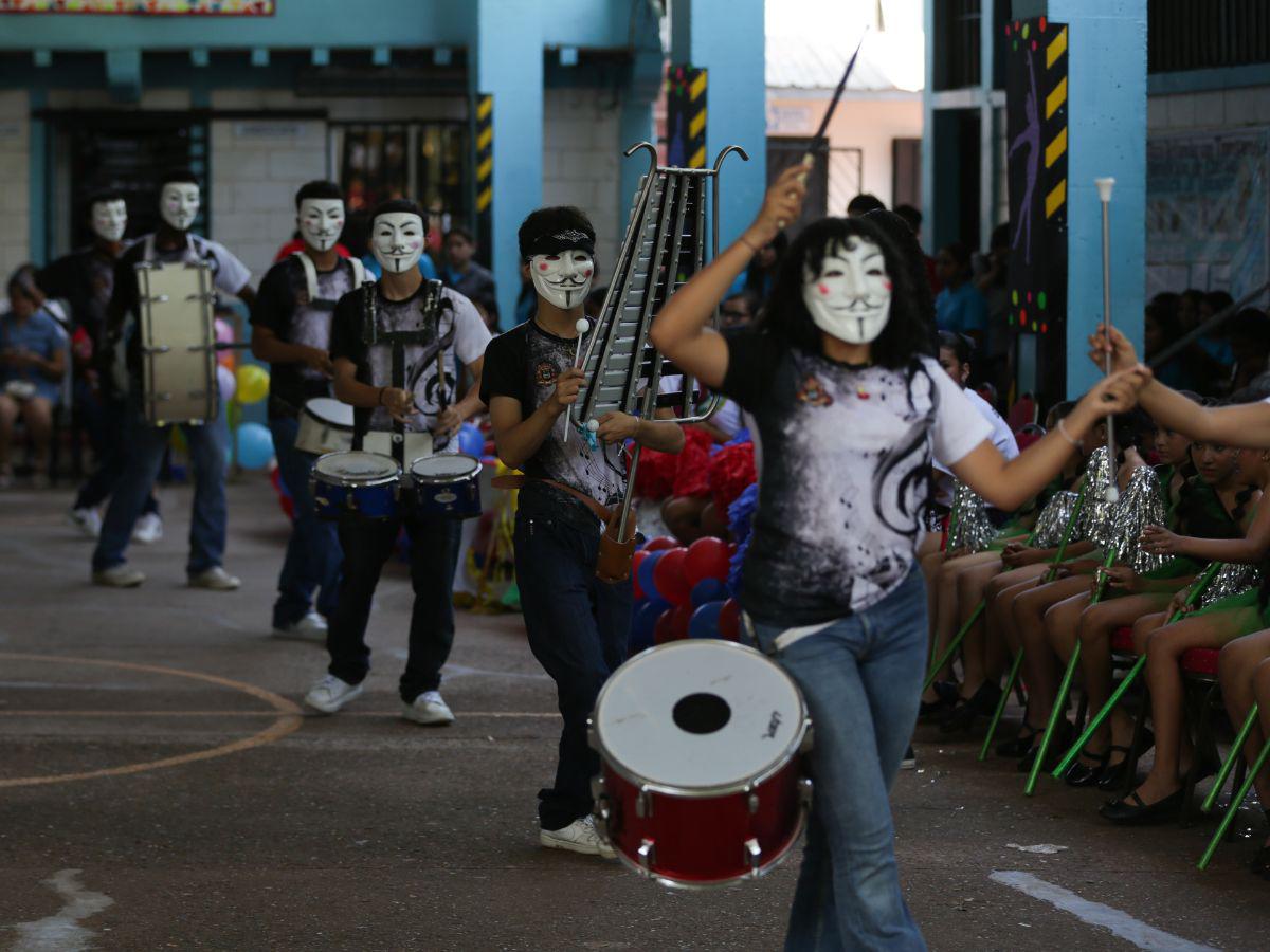 Al ritmo de la salsa: así se robará el show la banda de guerra del Instituto Nimia Baquedano