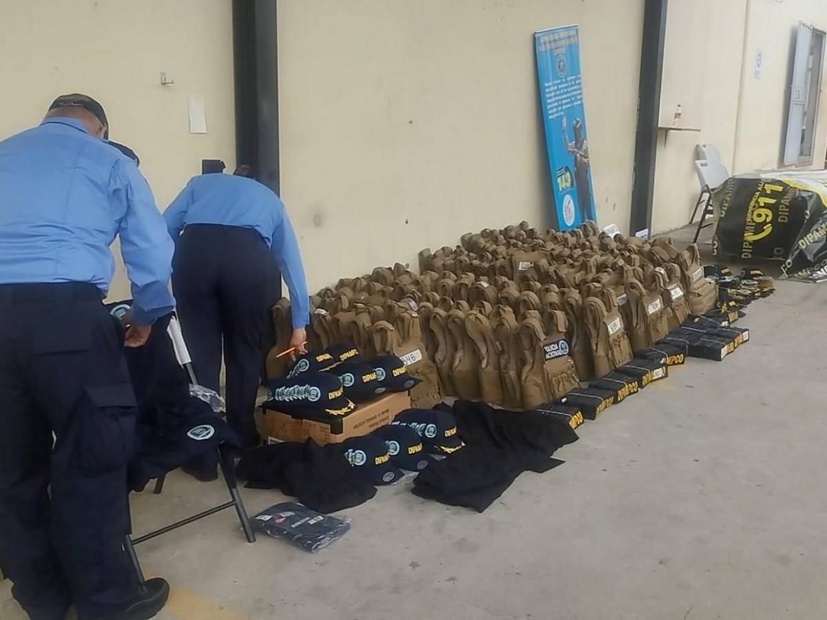Policías no tienen permitido usar pasamontañas: inicia retiro de indumentaria de Dipampco