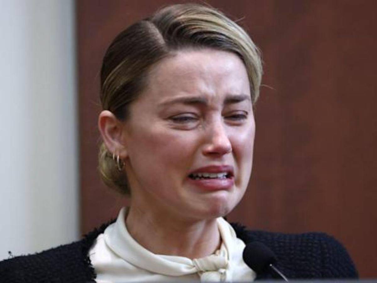 Miembro del jurado dice que Amber Heard lloraba ‘lágrimas de cocodrilo’ en juicio contra Johnny Depp