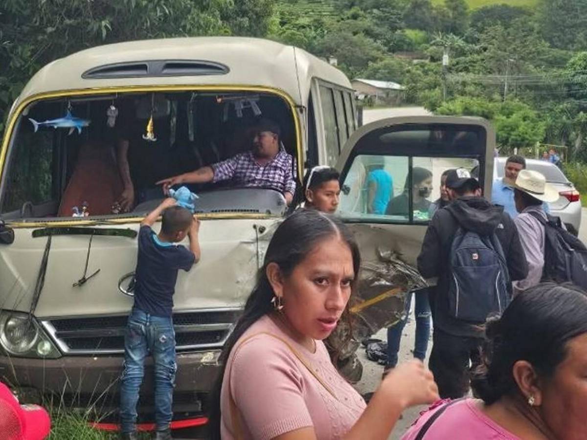 La escena tras accidente en La Jagua, Intibucá, que dejó varios heridos