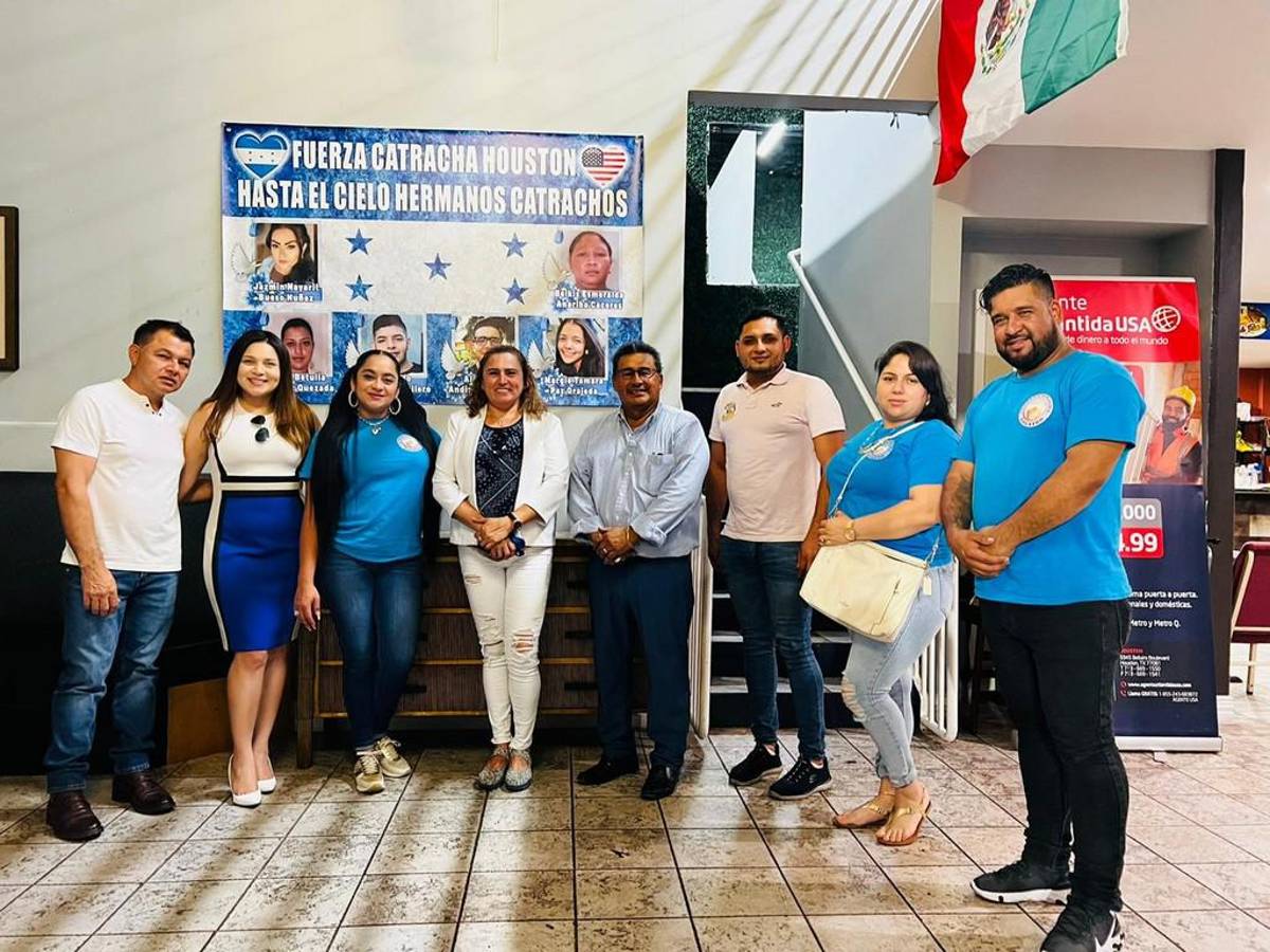 También ha trabajado de cerca con la organización Fuerza Catracha.