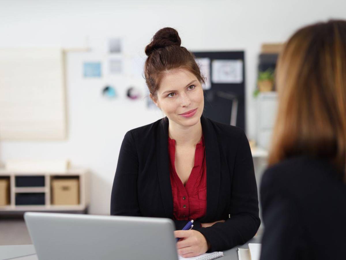 Diez deberías para triunfar en una entrevista de trabajo