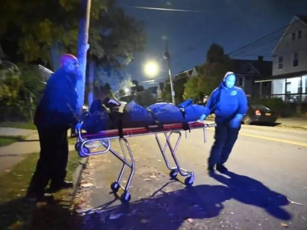 Joven que decapitó a su padrastro en Staten Island: Hice algo malo