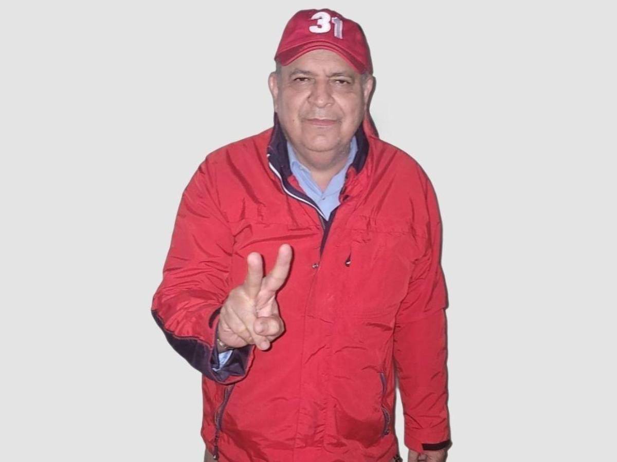 Orlando Ponce deja respuesta a críticos por casarse con una periodista más joven