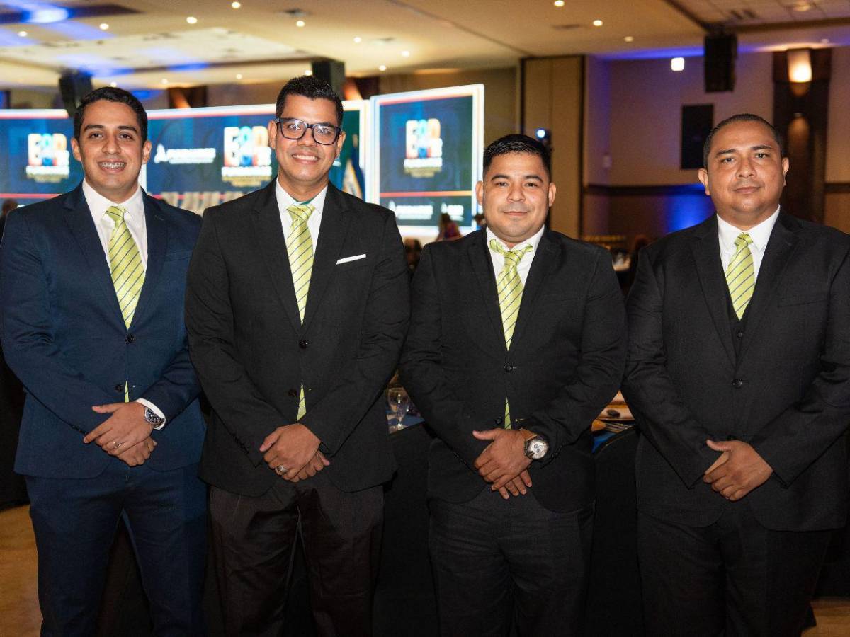 Entre premiados e invitados, así se vivió la gala del Sello FUNDAHRSE 2025