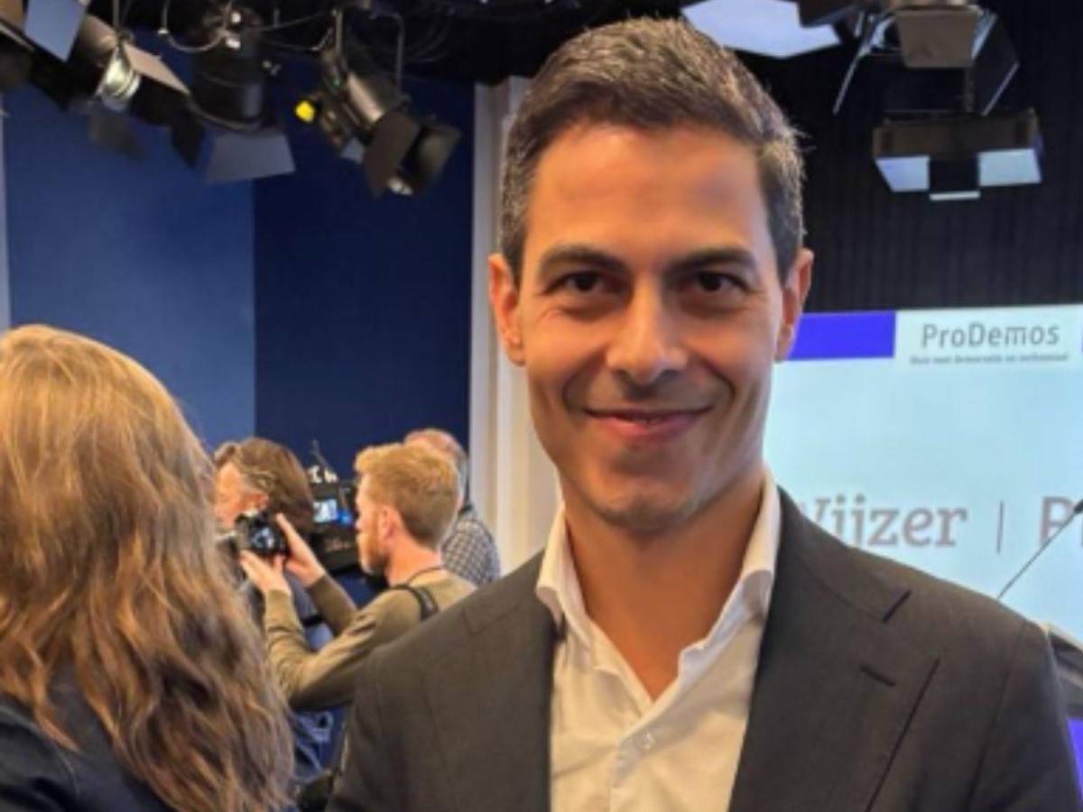 Apodado el robot y abiertamente homosexual: así es Rob Jetten, el primer ministro más joven de Países Bajos