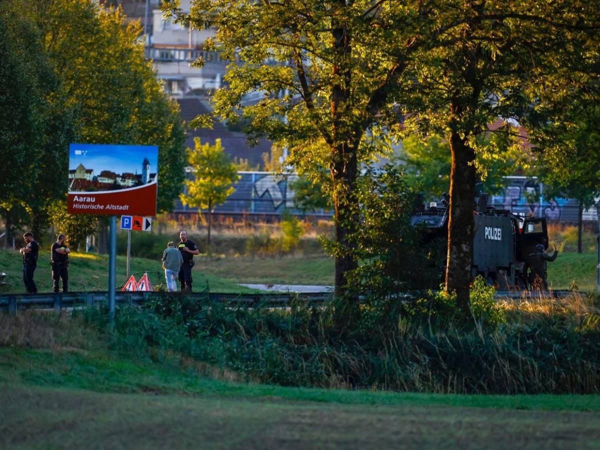 Buscan en toda Suiza al autor de tiroteo en fiesta electrónica que dejó un muerto