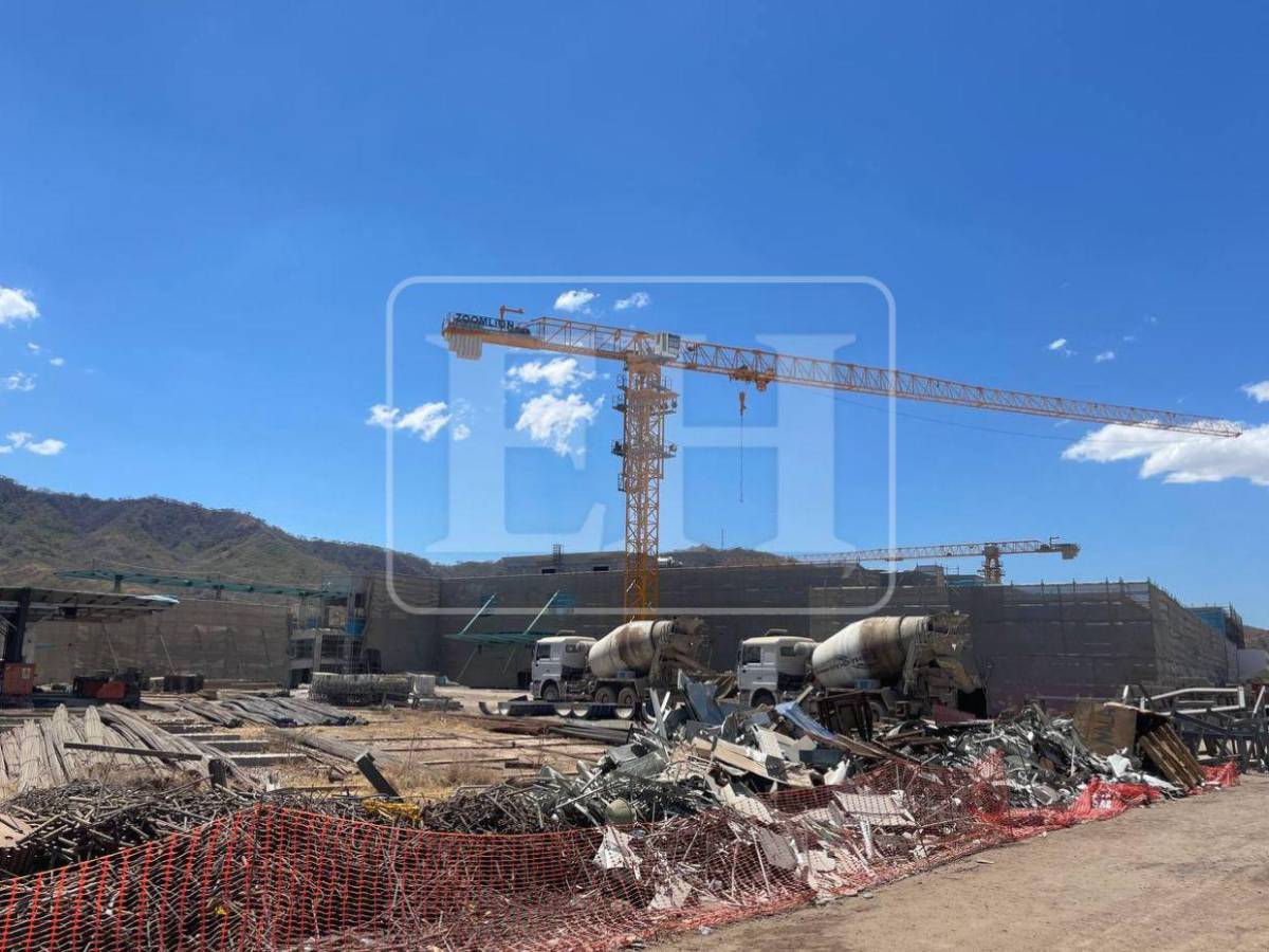 Así luce actualmente el hospital que se construye en Choluteca con personal chino